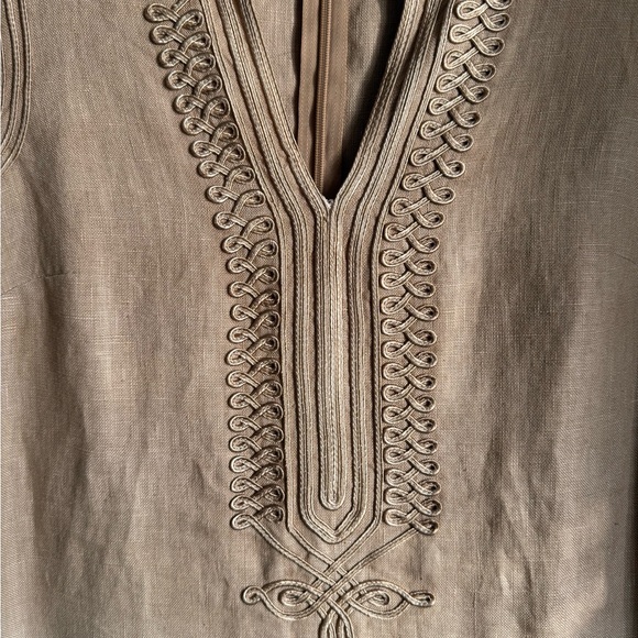 Michael Kors Linen Tie-Dye Ombre Fade
Khaki Brown Embroidered
Shift Dress - Picture 4 of 6